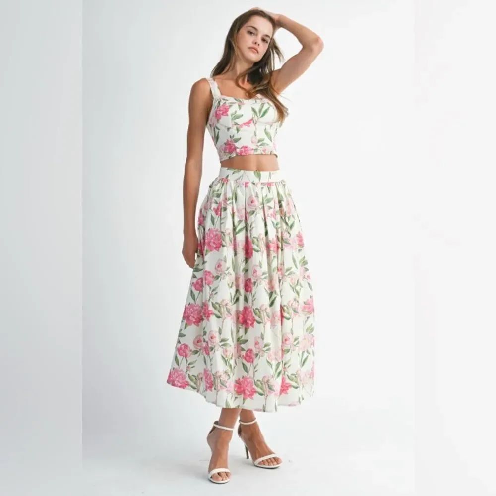 Floral Pink and White Skirt Set